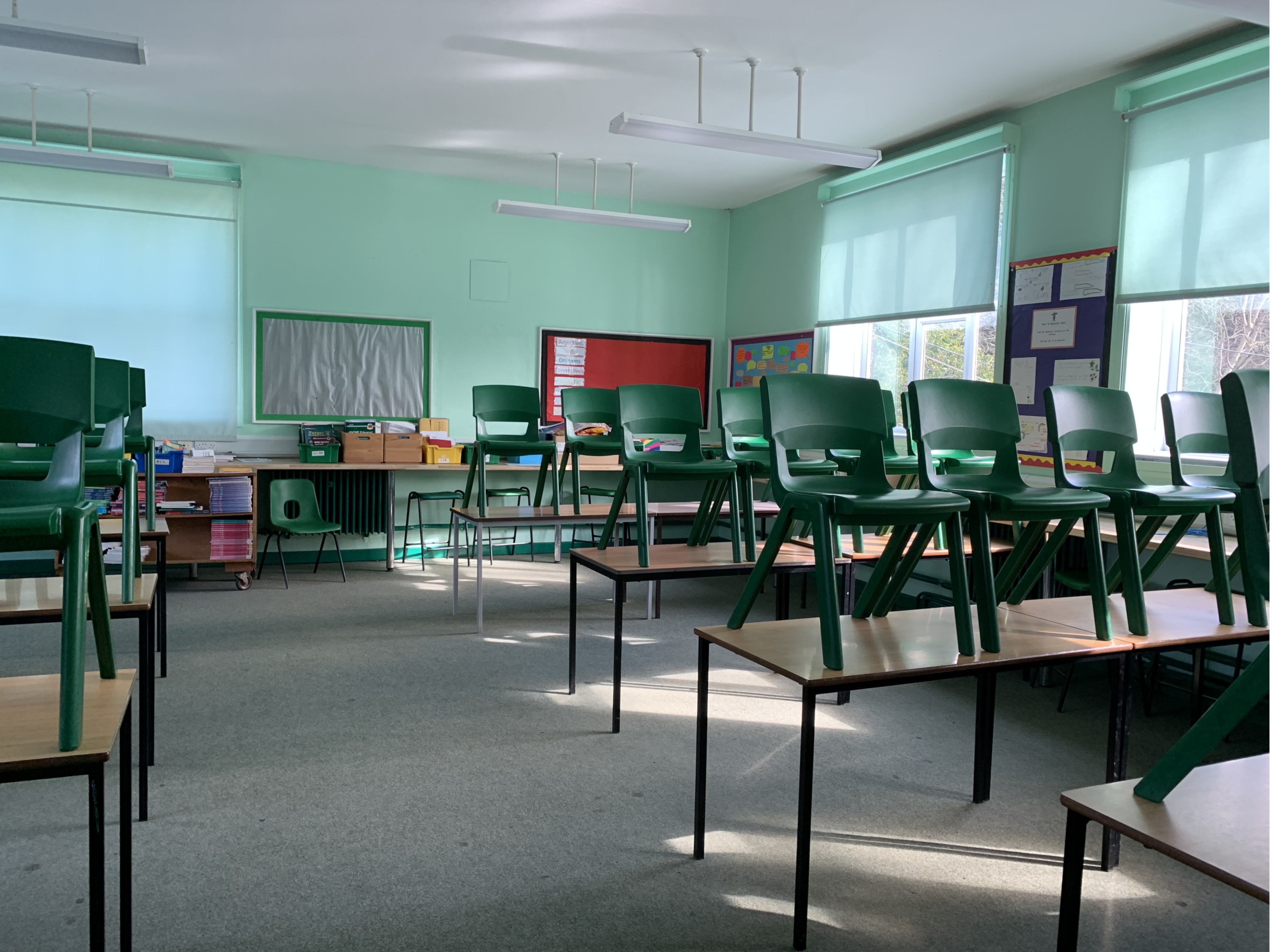 Boris Johnson announces UK schools will shut for the foreseeable future