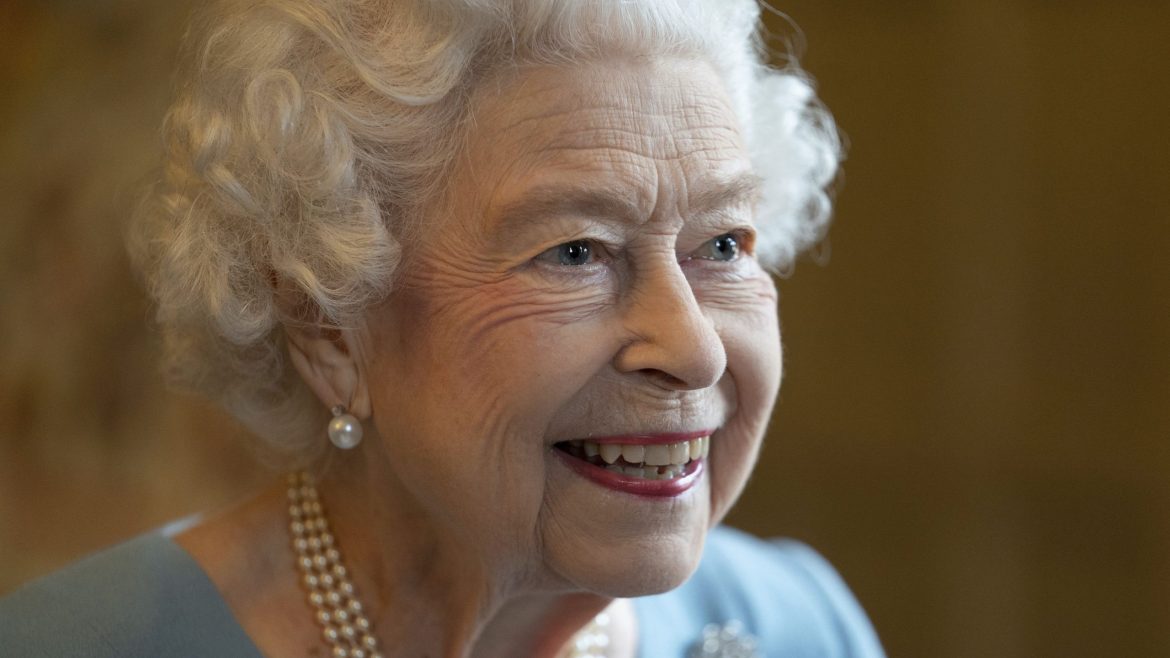 Queen continues with ‘light duties’ after testing positive for Covid