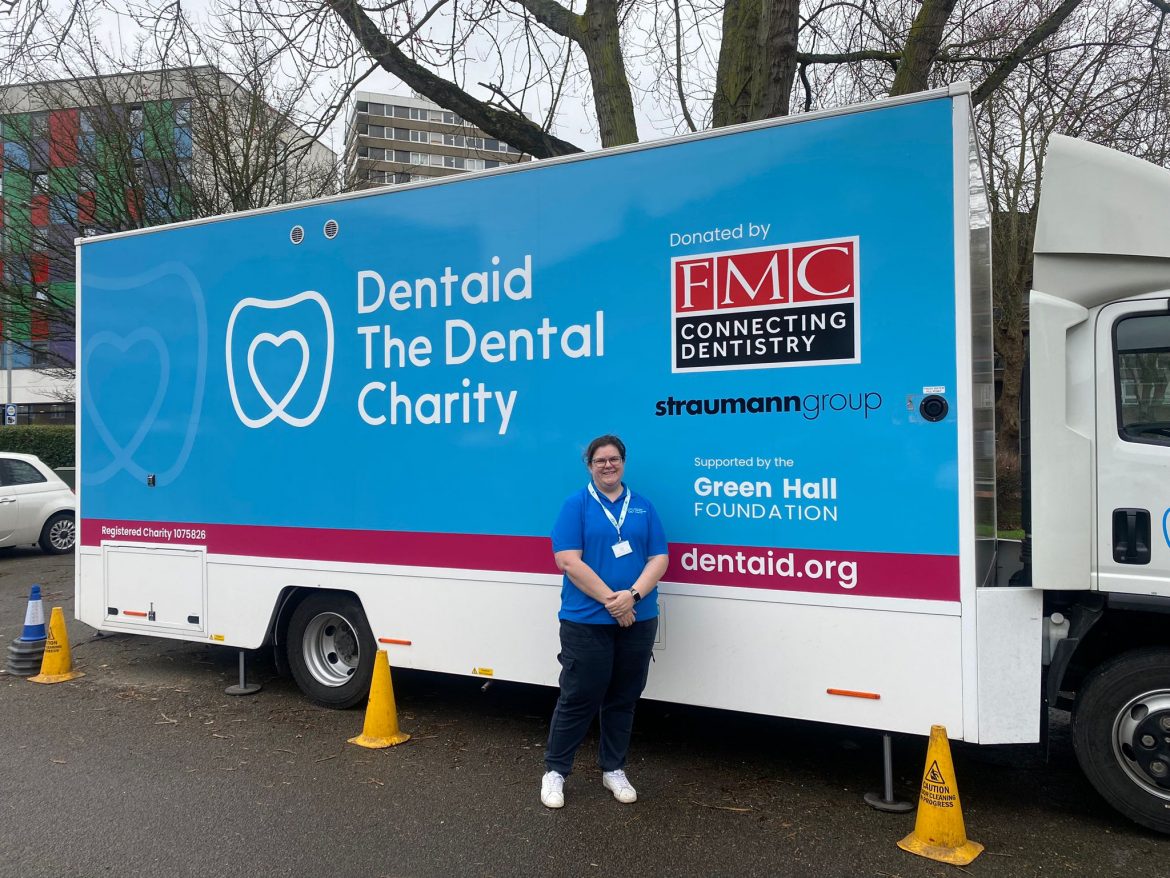 Free dental care pop-up comes to Kingston as NHS waiting lists rise