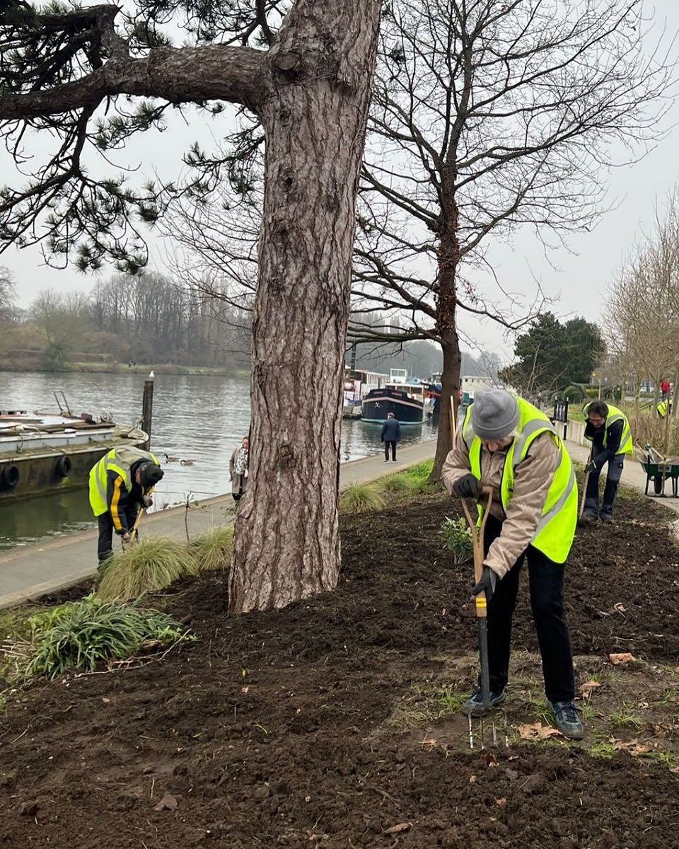 Council grant £1,000 to new community garden on Queen’s Promenade