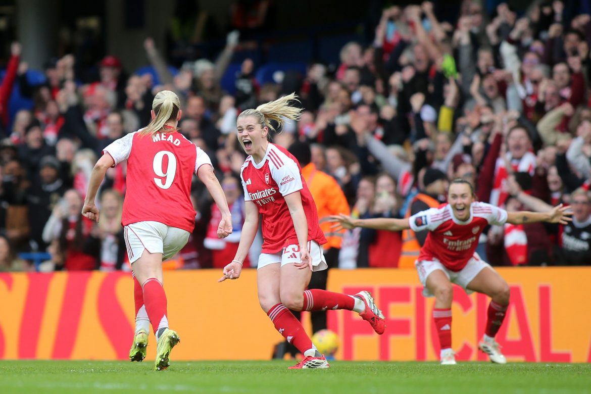 Arsenal get revenge in 2-0 win over Chelsea at the Bridge