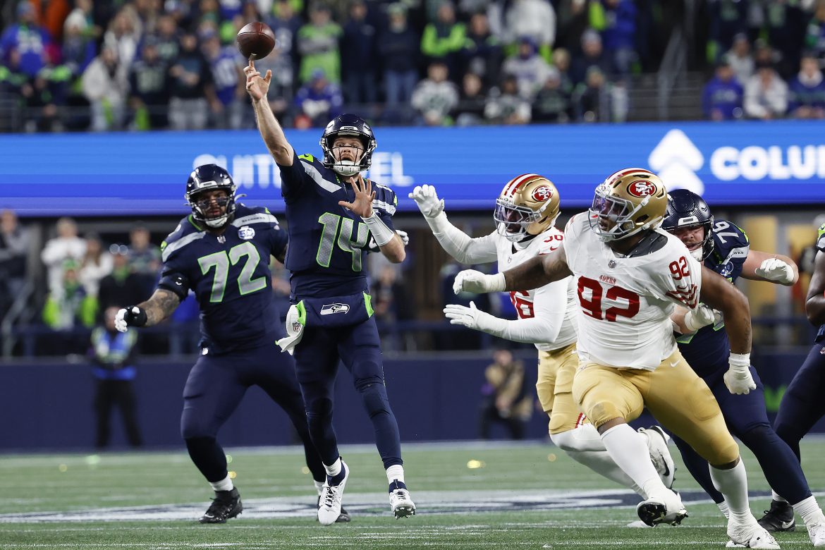 Where to watch the Superbowl in Kingston