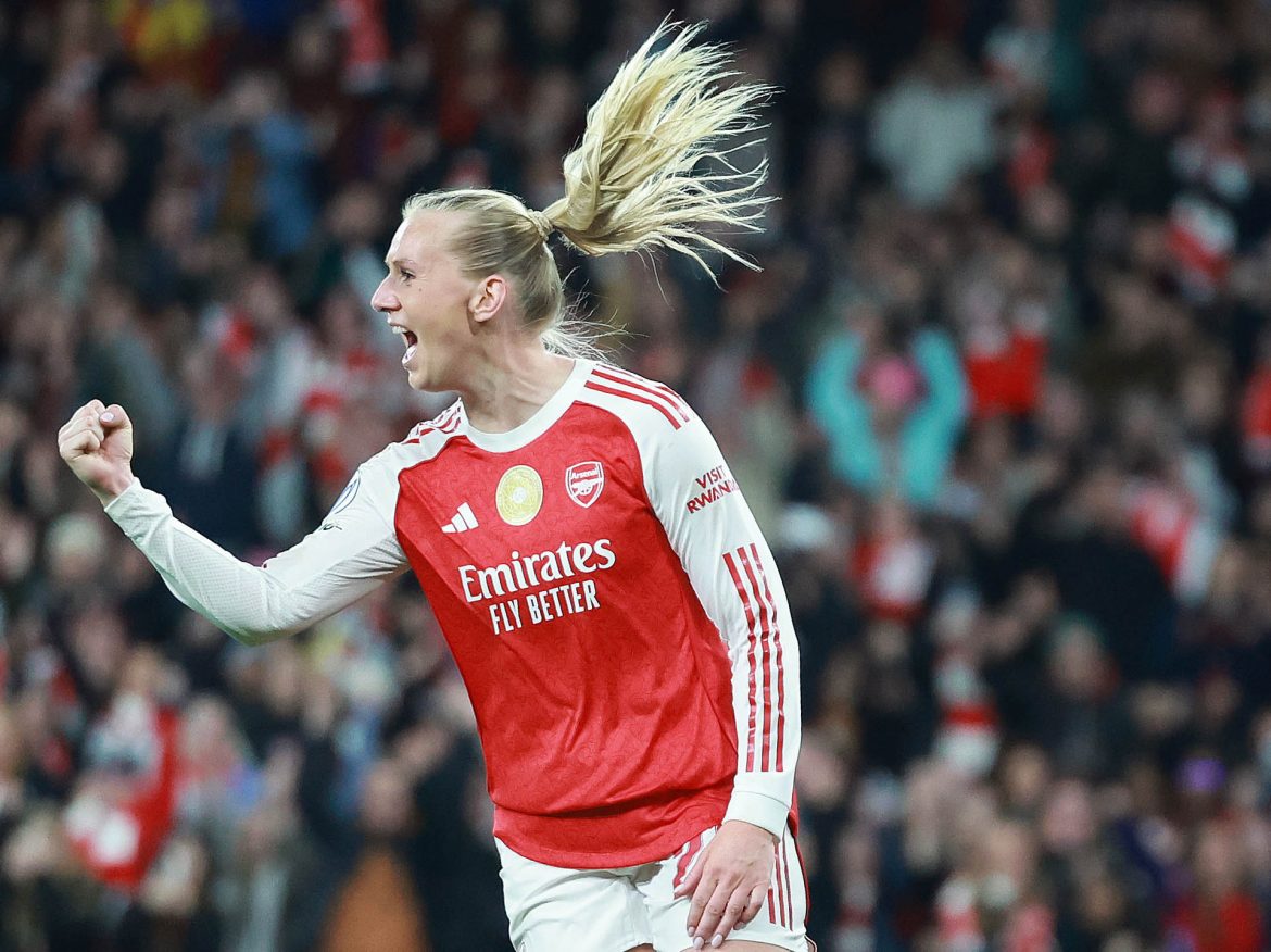Arsenal takes first leg lead 3-1 in UWCL quarter-final against Chelsea